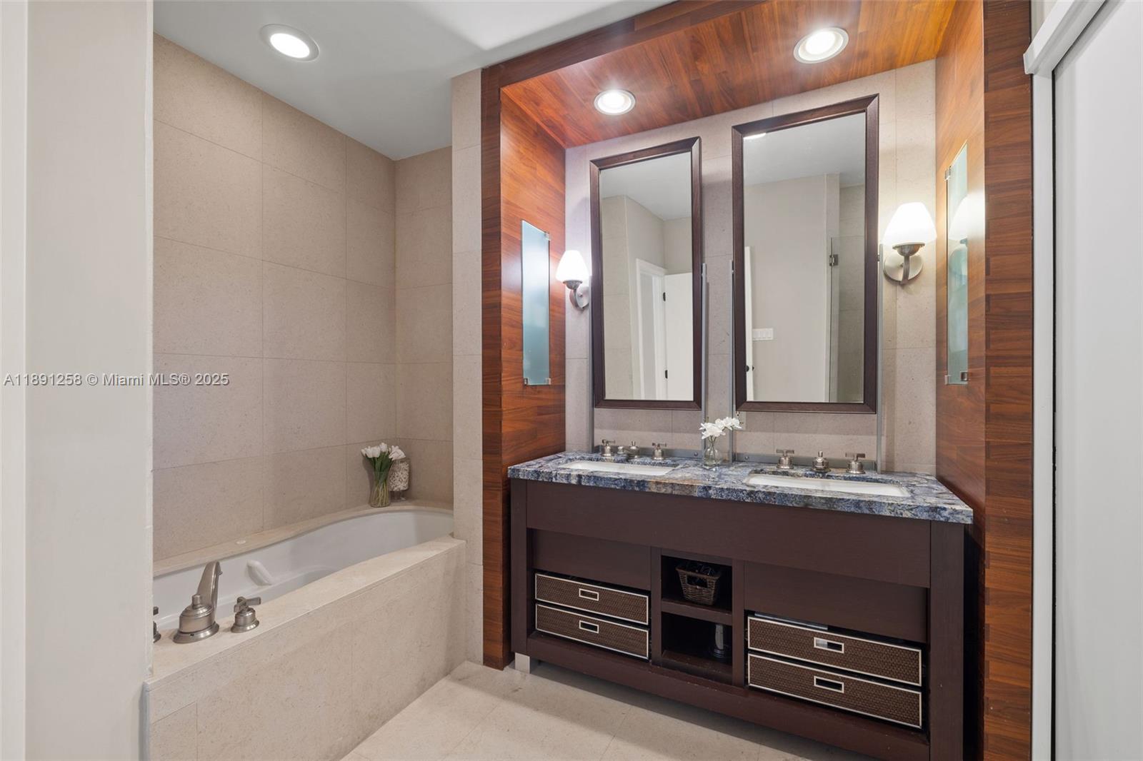 SOUTH CARILLON BEACH COND - Residential Lease