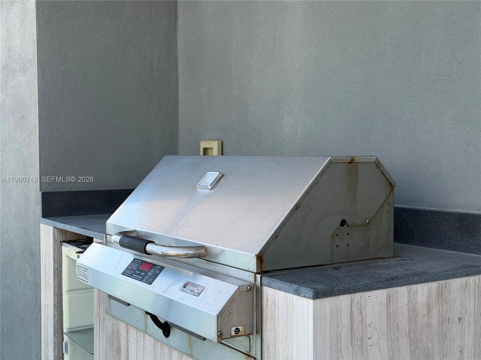 ECHO BRICKELL CONDO - Residential Lease