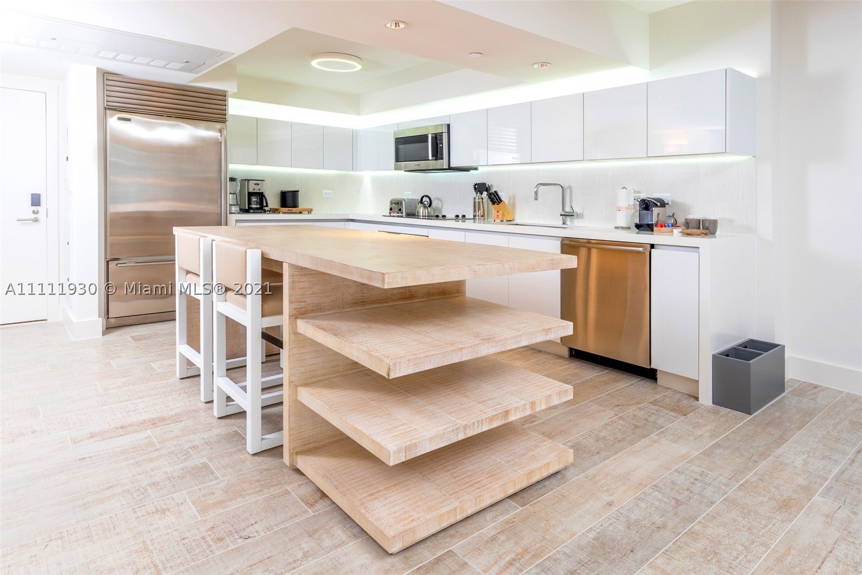 102 24th St 1106