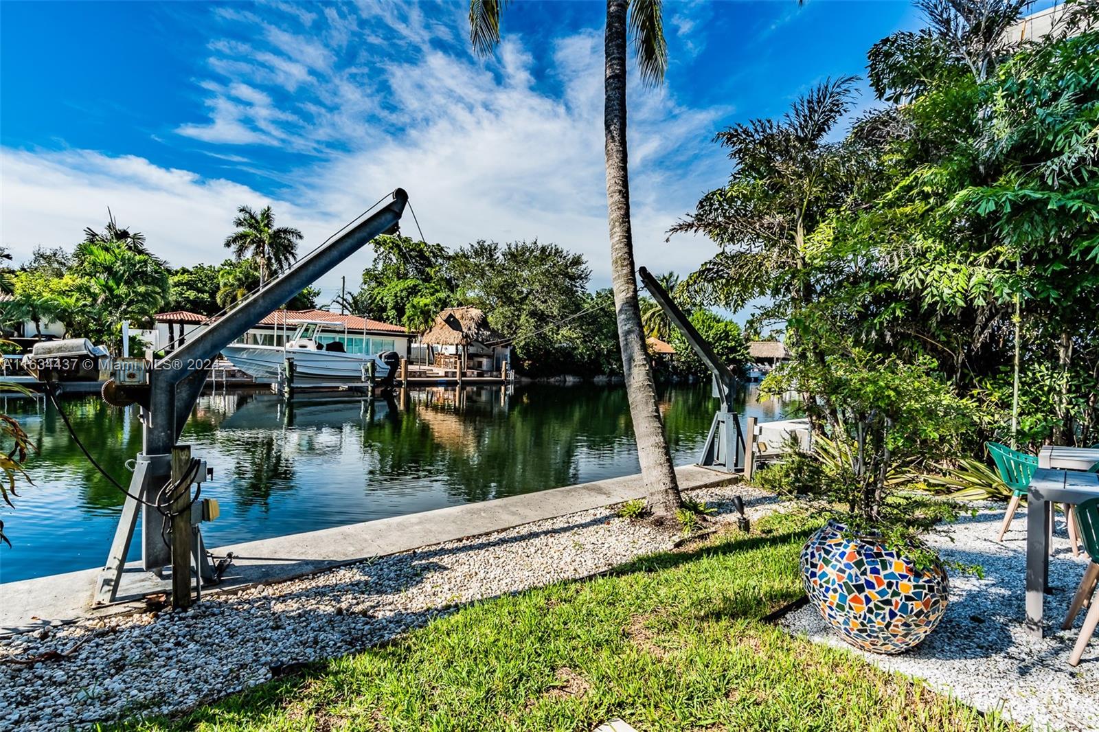 VENETIAN SEC KEYSTONE POI - Residential