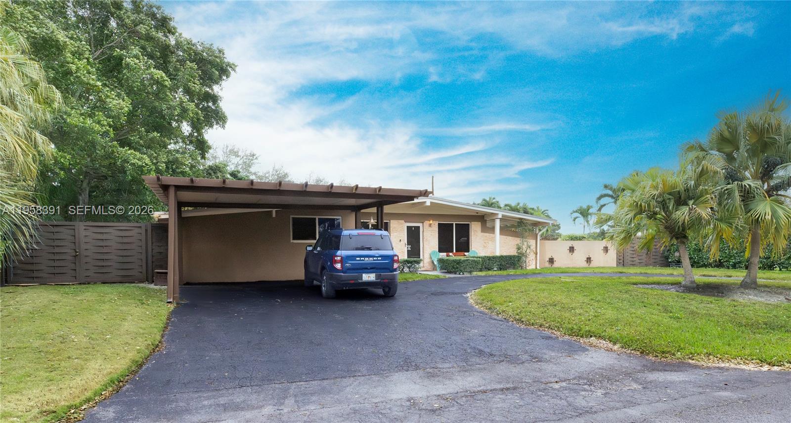 RANCHERO MANORS 1ST ADDN - Residential