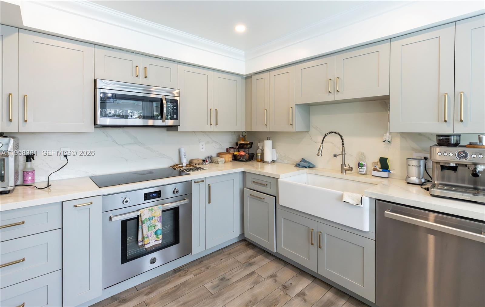 RANCHERO MANORS 1ST ADDN - Residential