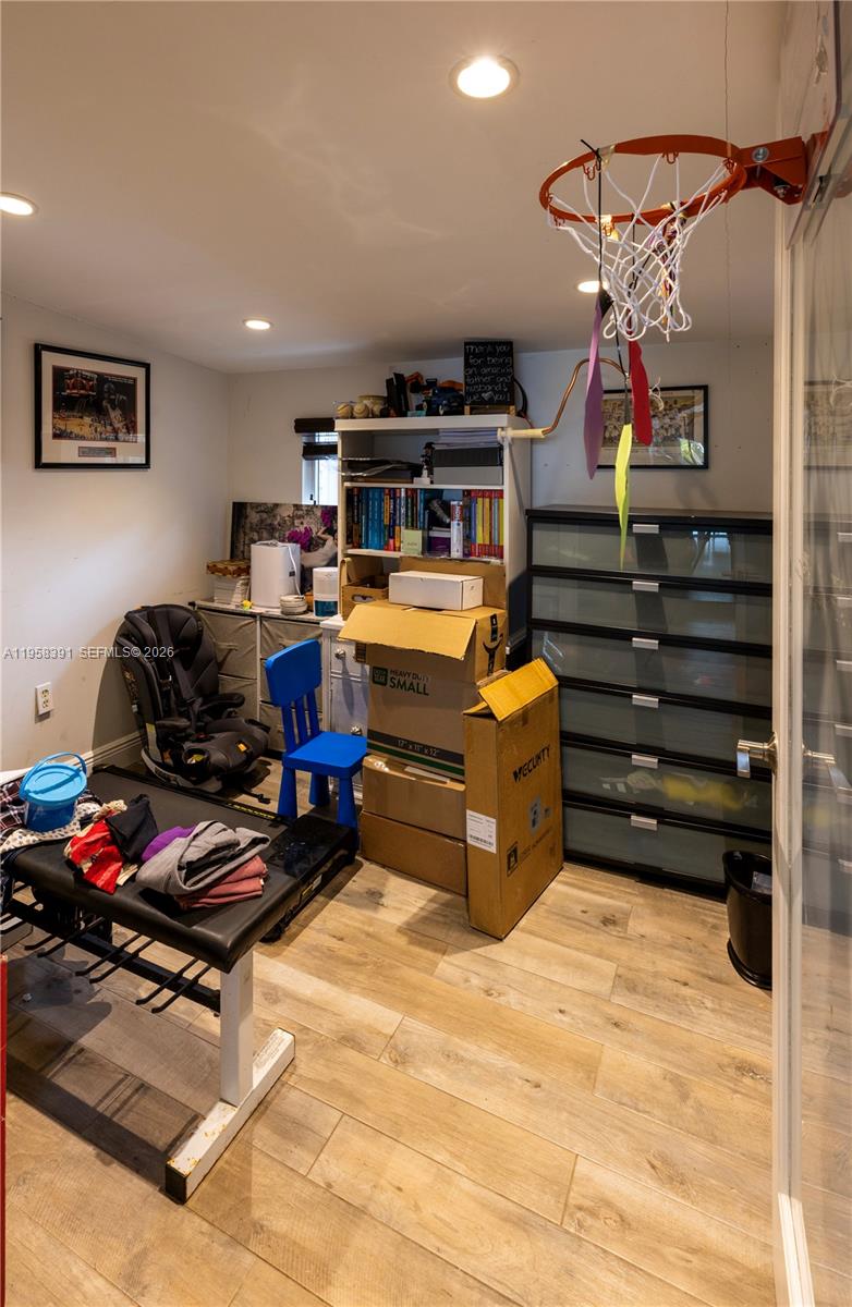 RANCHERO MANORS 1ST ADDN - Residential