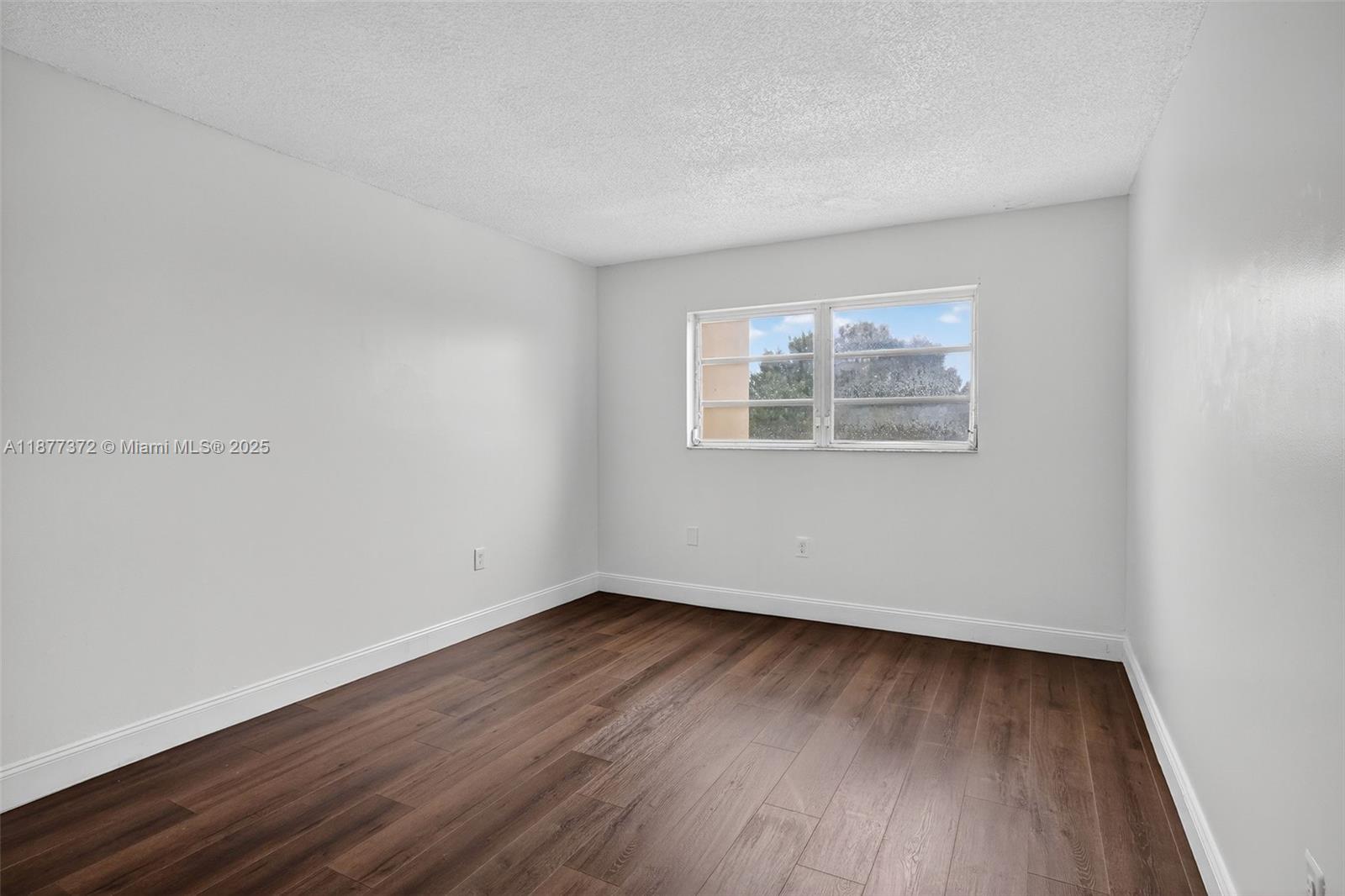 CYPRESS TREE CONDO BLDG 7 - Residential