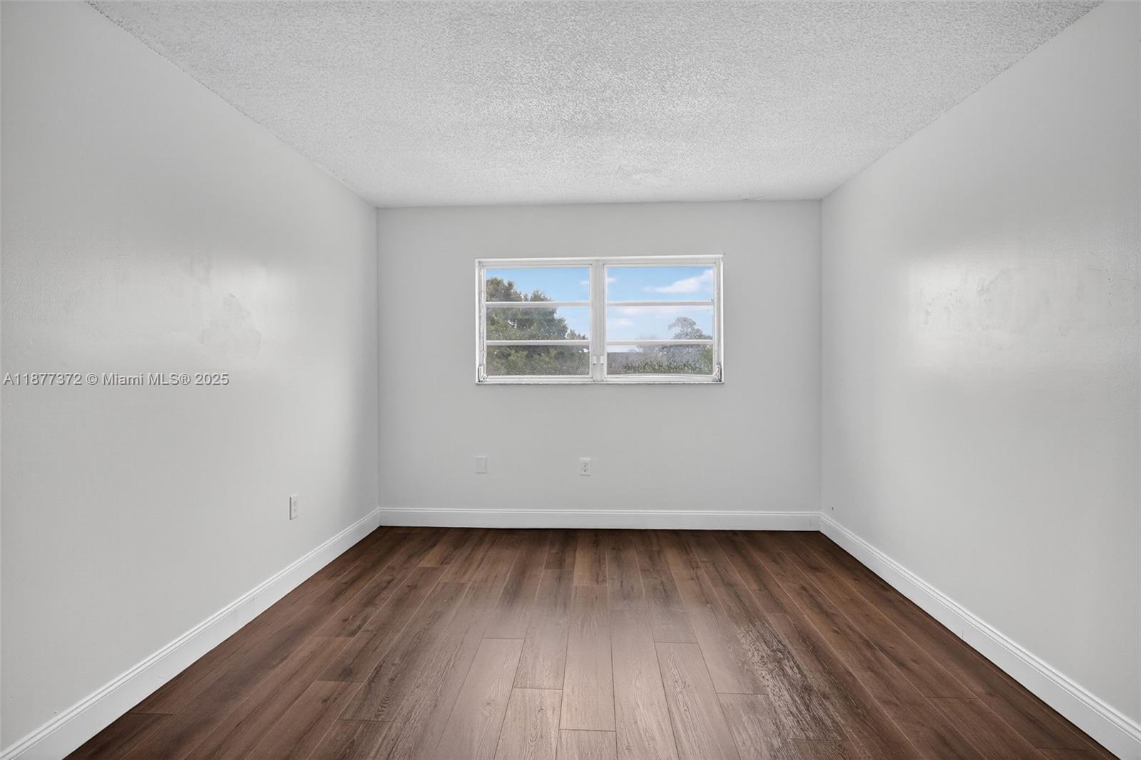 CYPRESS TREE CONDO BLDG 7 - Residential