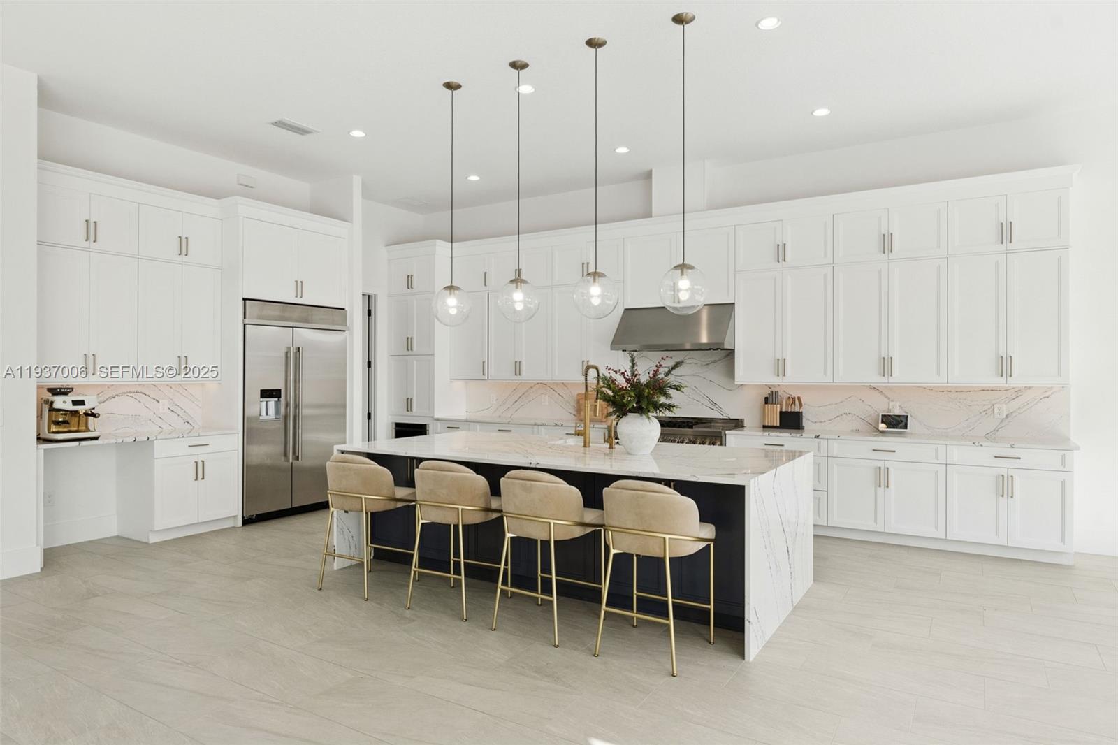 LAUREL POINTE PHASE 3 - Residential