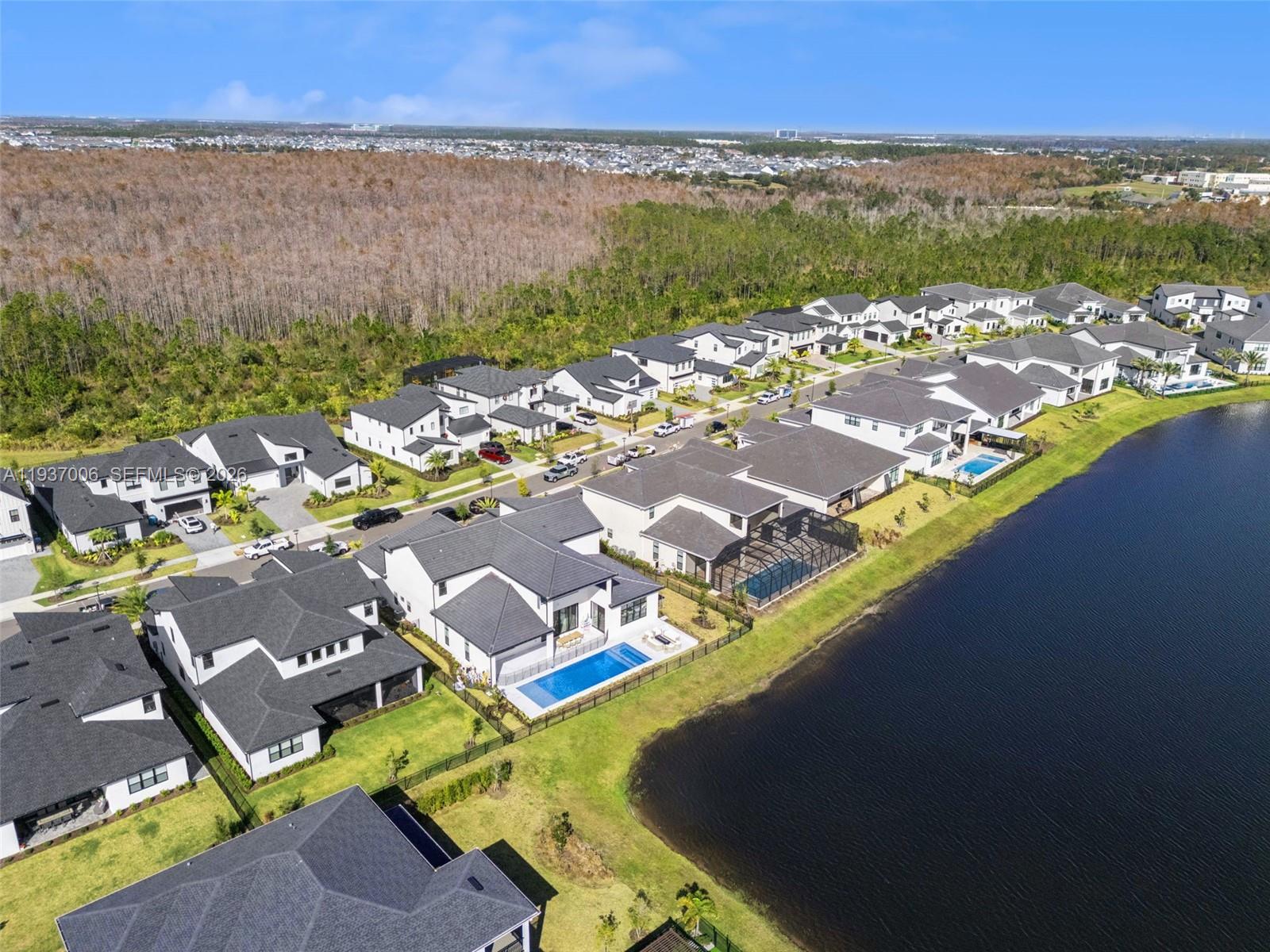 LAUREL POINTE PHASE 3 - Residential