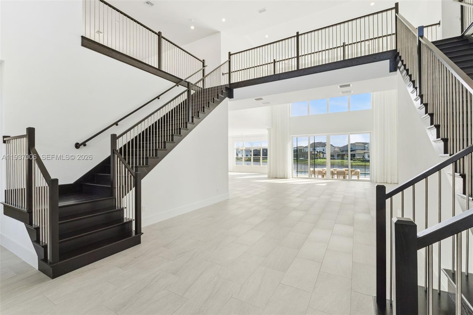 LAUREL POINTE PHASE 3 - Residential