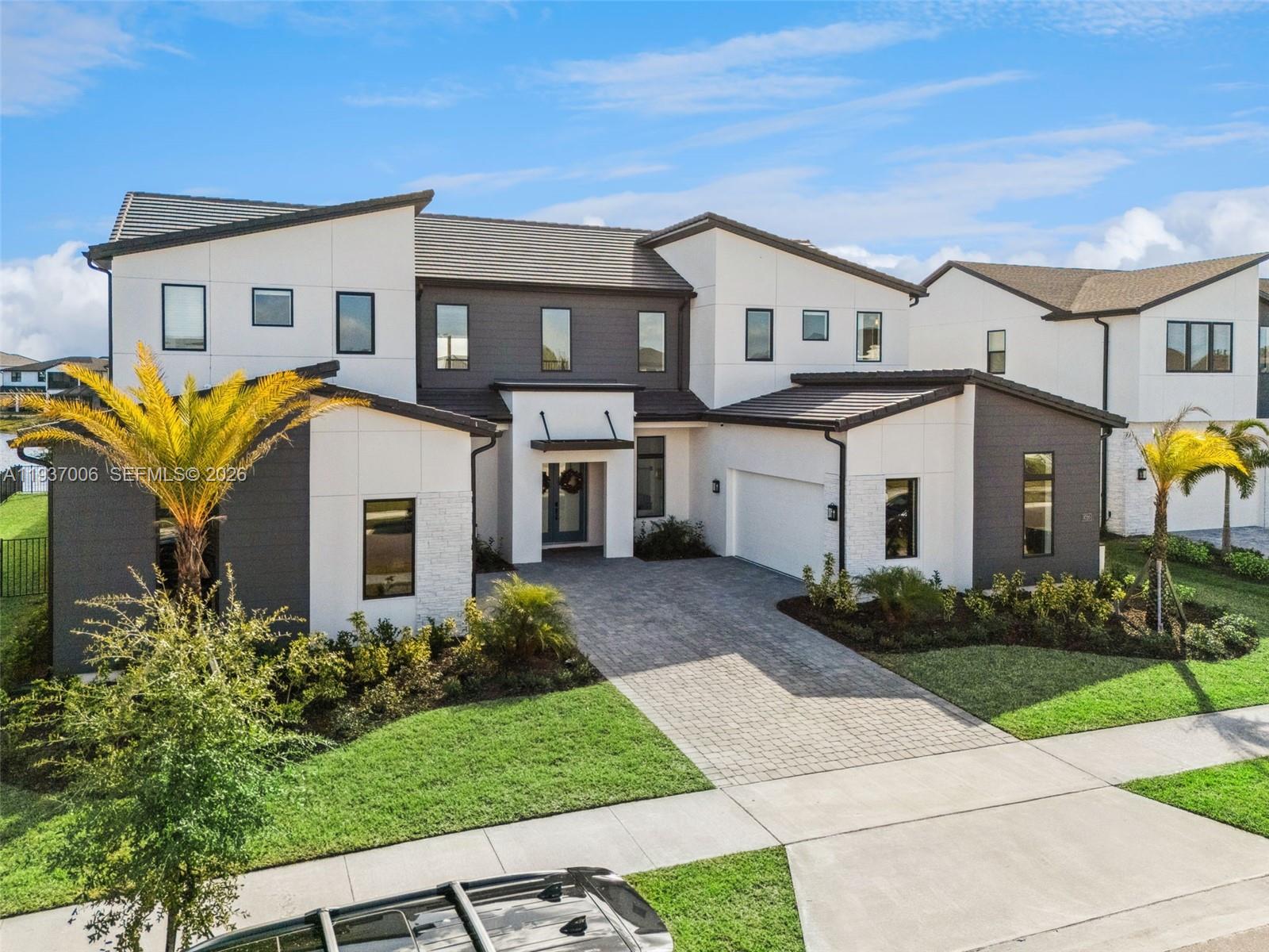 LAUREL POINTE PHASE 3 - Residential