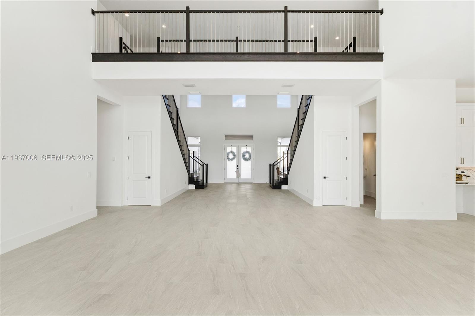 LAUREL POINTE PHASE 3 - Residential