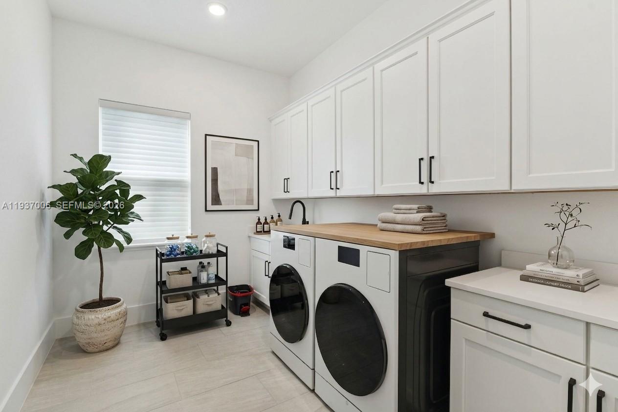 LAUREL POINTE PHASE 3 - Residential