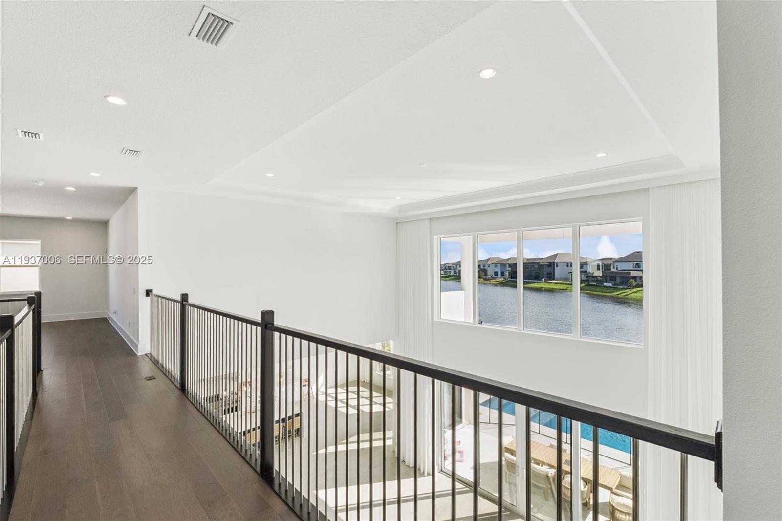 LAUREL POINTE PHASE 3 - Residential