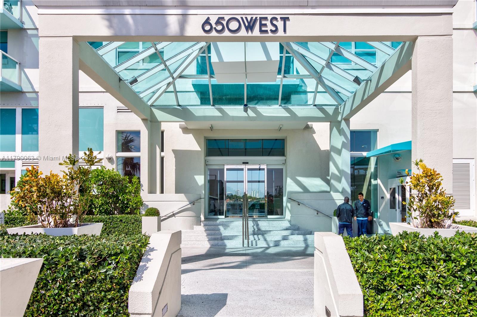 THE FLORIDIAN CONDO - Residential