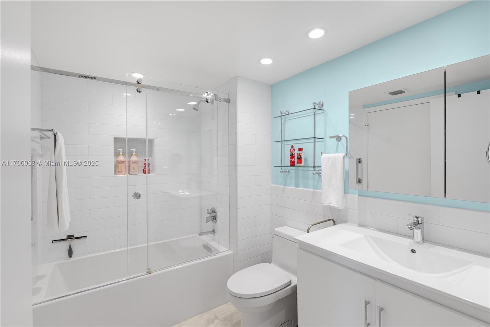 THE FLORIDIAN CONDO - Residential