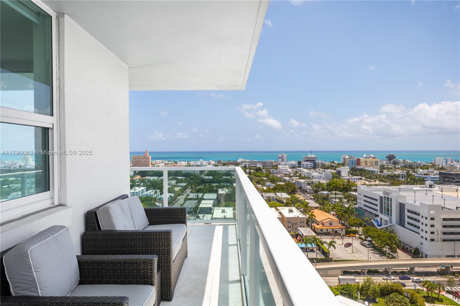 THE FLORIDIAN CONDO - Residential