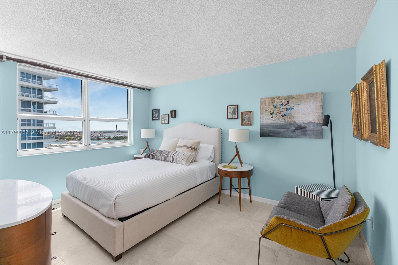 THE FLORIDIAN CONDO - Residential