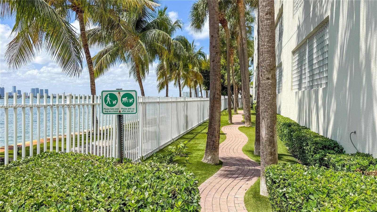 THE FLORIDIAN CONDO - Residential