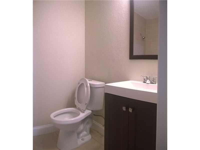 NORTH ANDREWS GARDENS 30- - Residential
