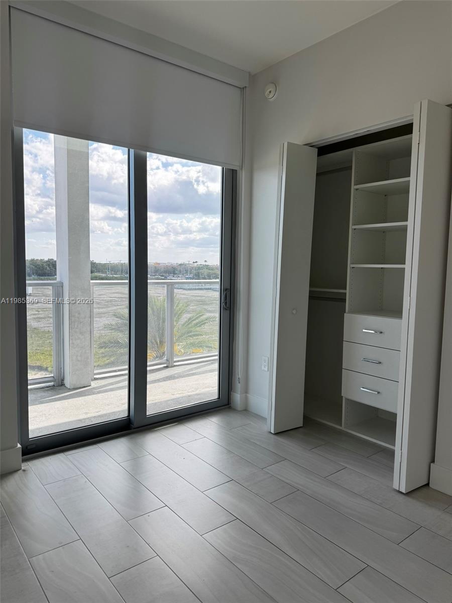 METROPICA NORTH TOWER ONE - Residential