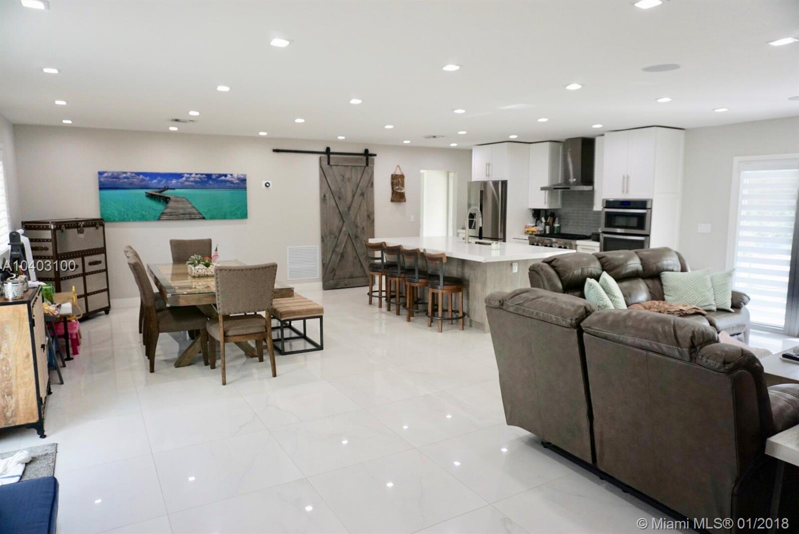 MIAMI LAKES SEC 4 - Residential