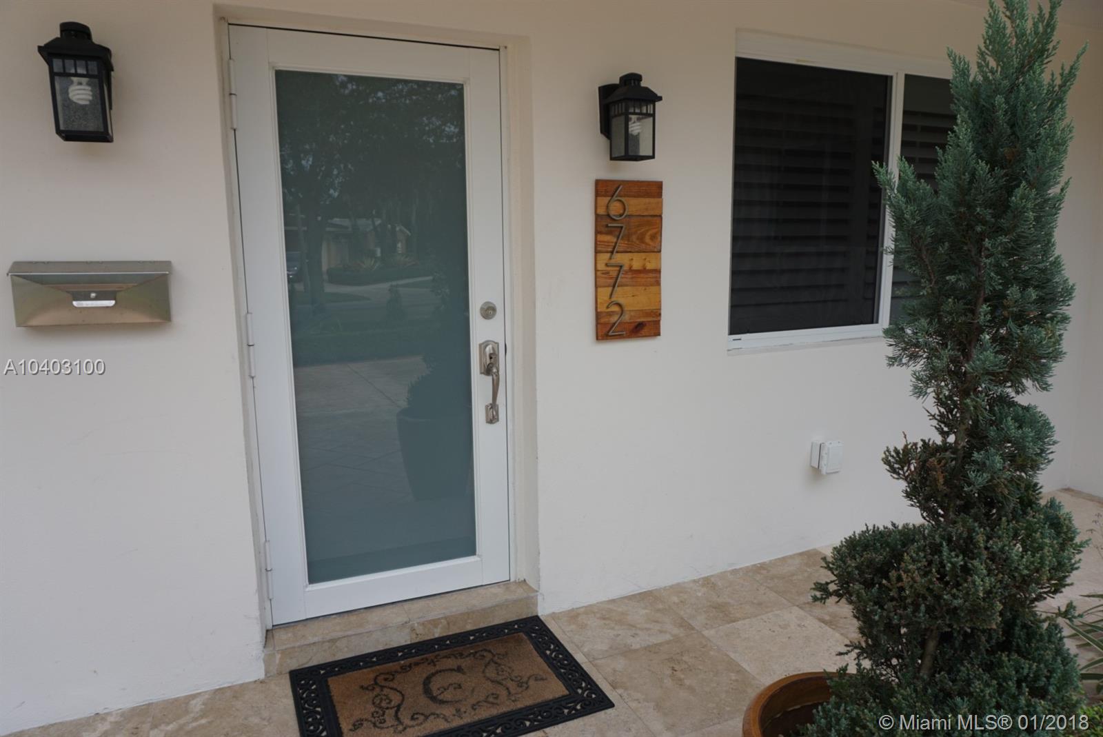 MIAMI LAKES SEC 4 - Residential