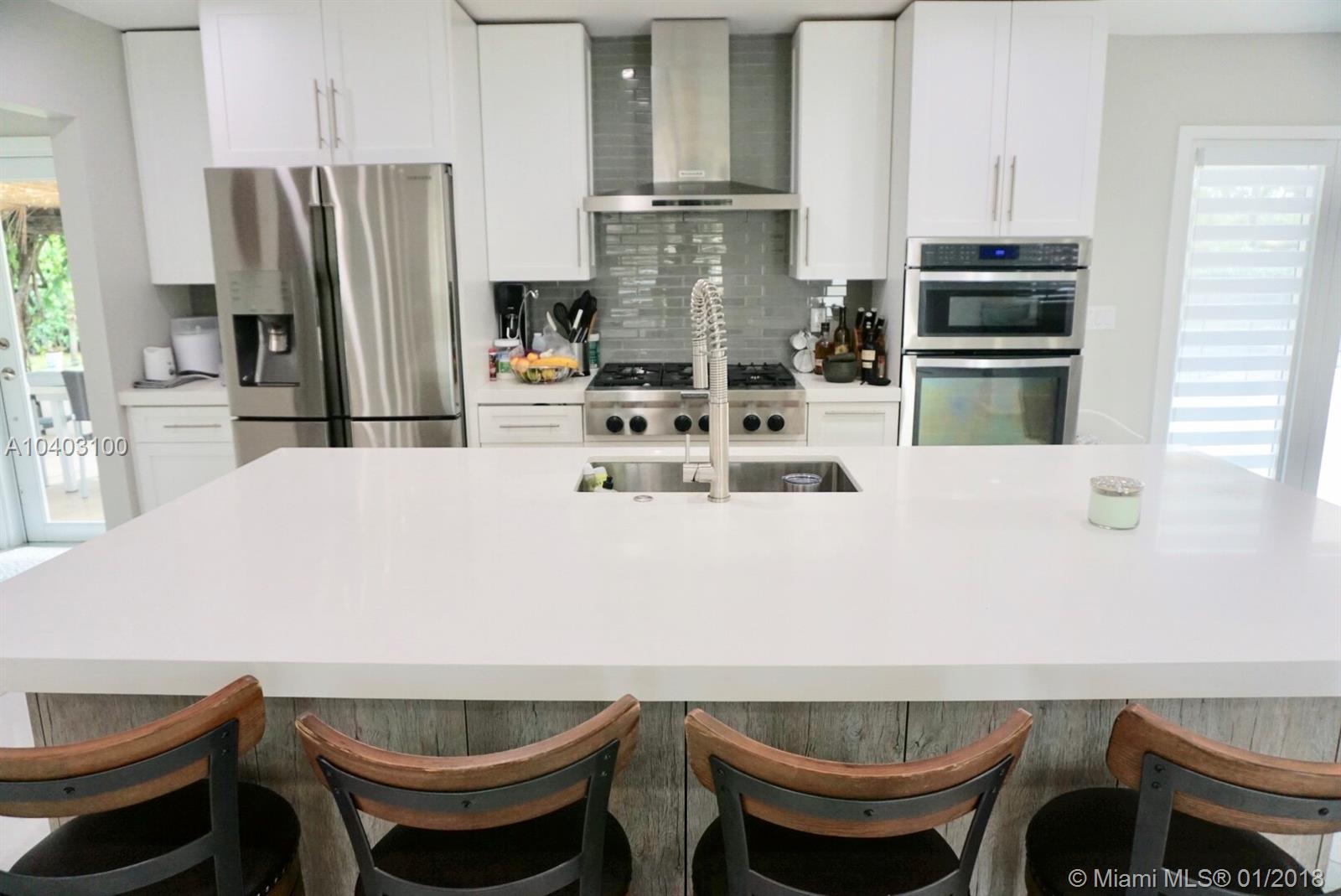 MIAMI LAKES SEC 4 - Residential