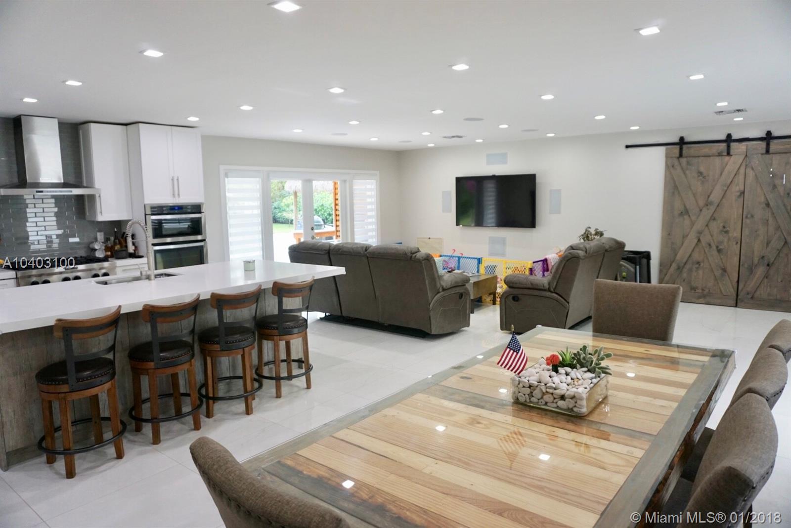 MIAMI LAKES SEC 4 - Residential