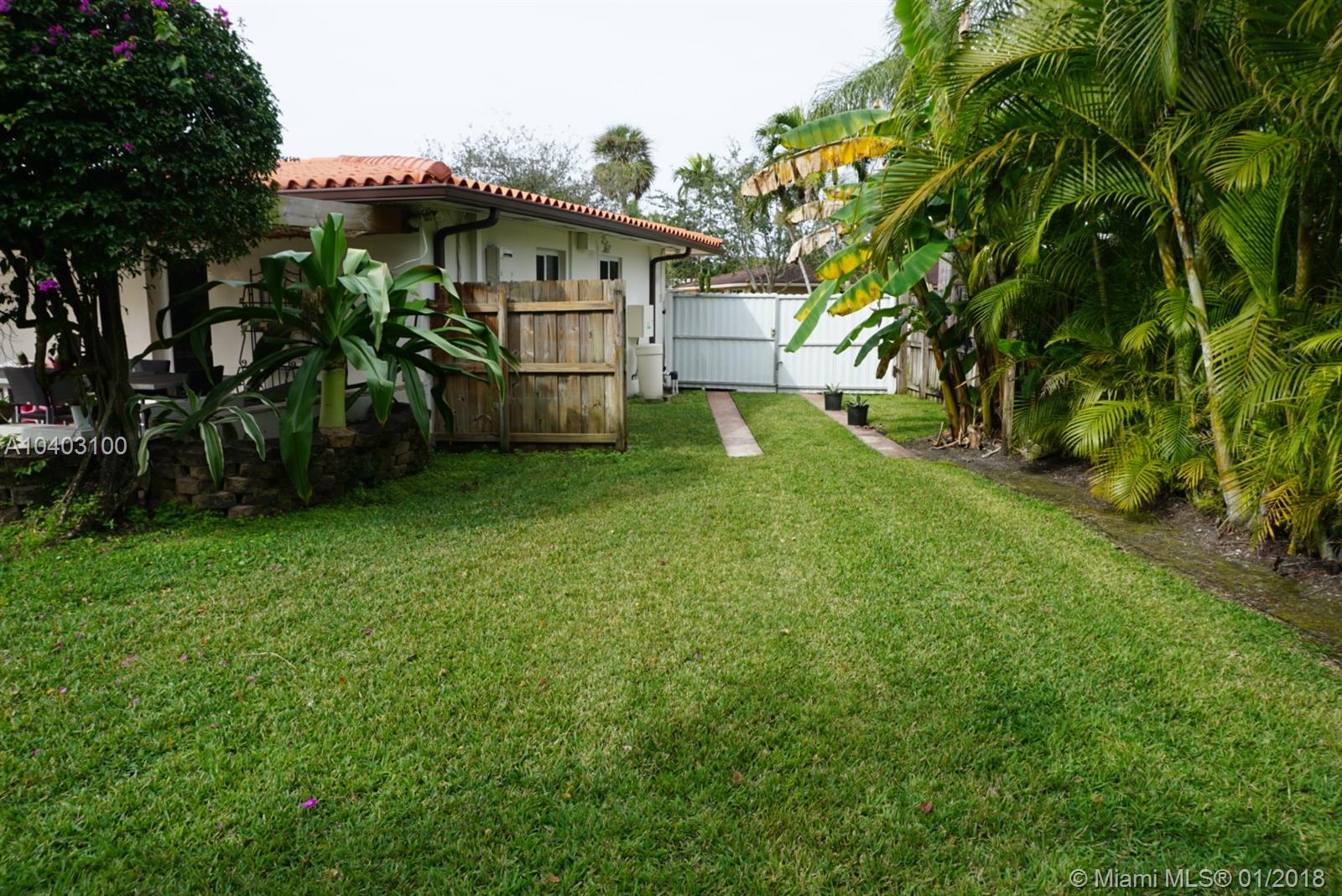 MIAMI LAKES SEC 4 - Residential