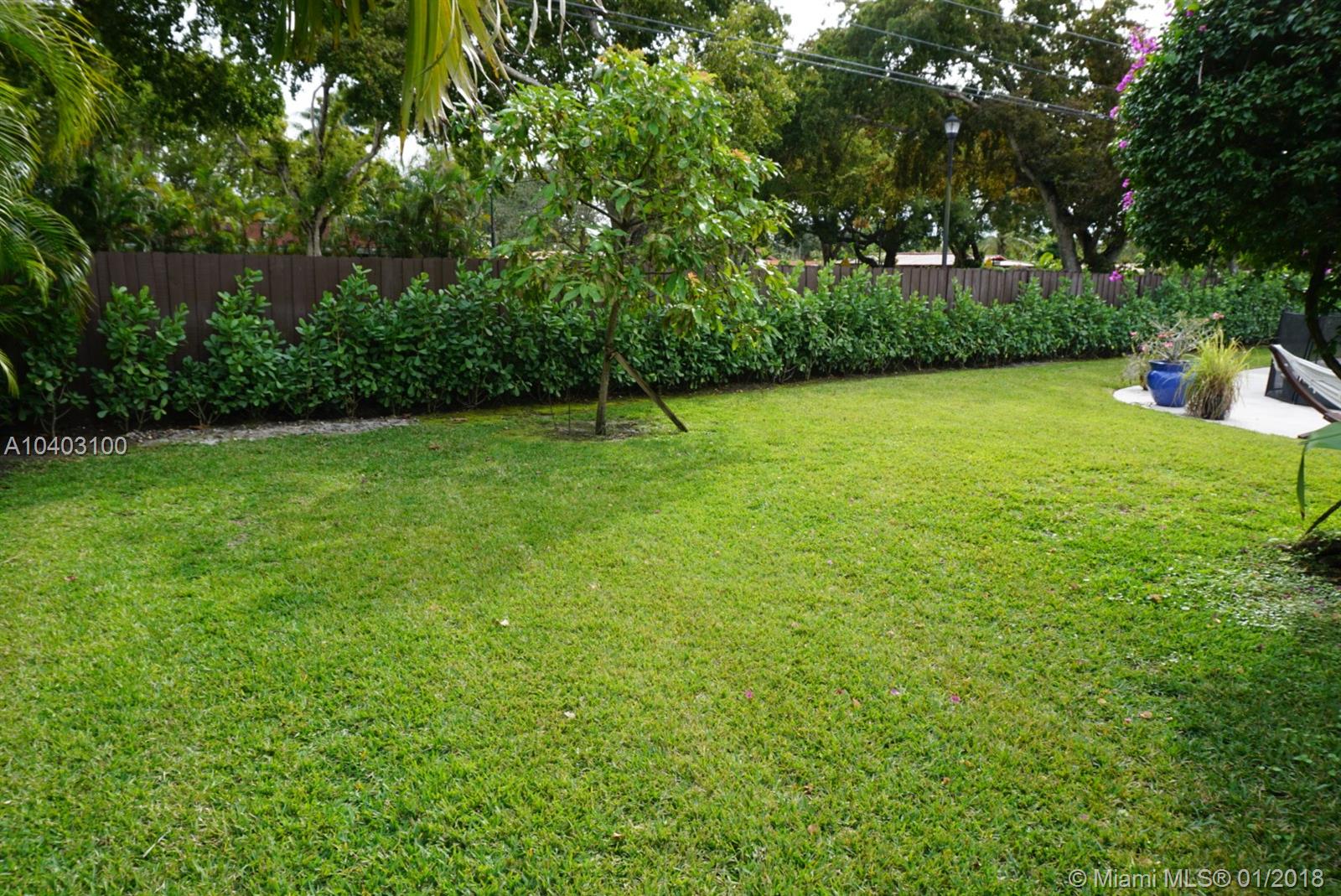 MIAMI LAKES SEC 4 - Residential