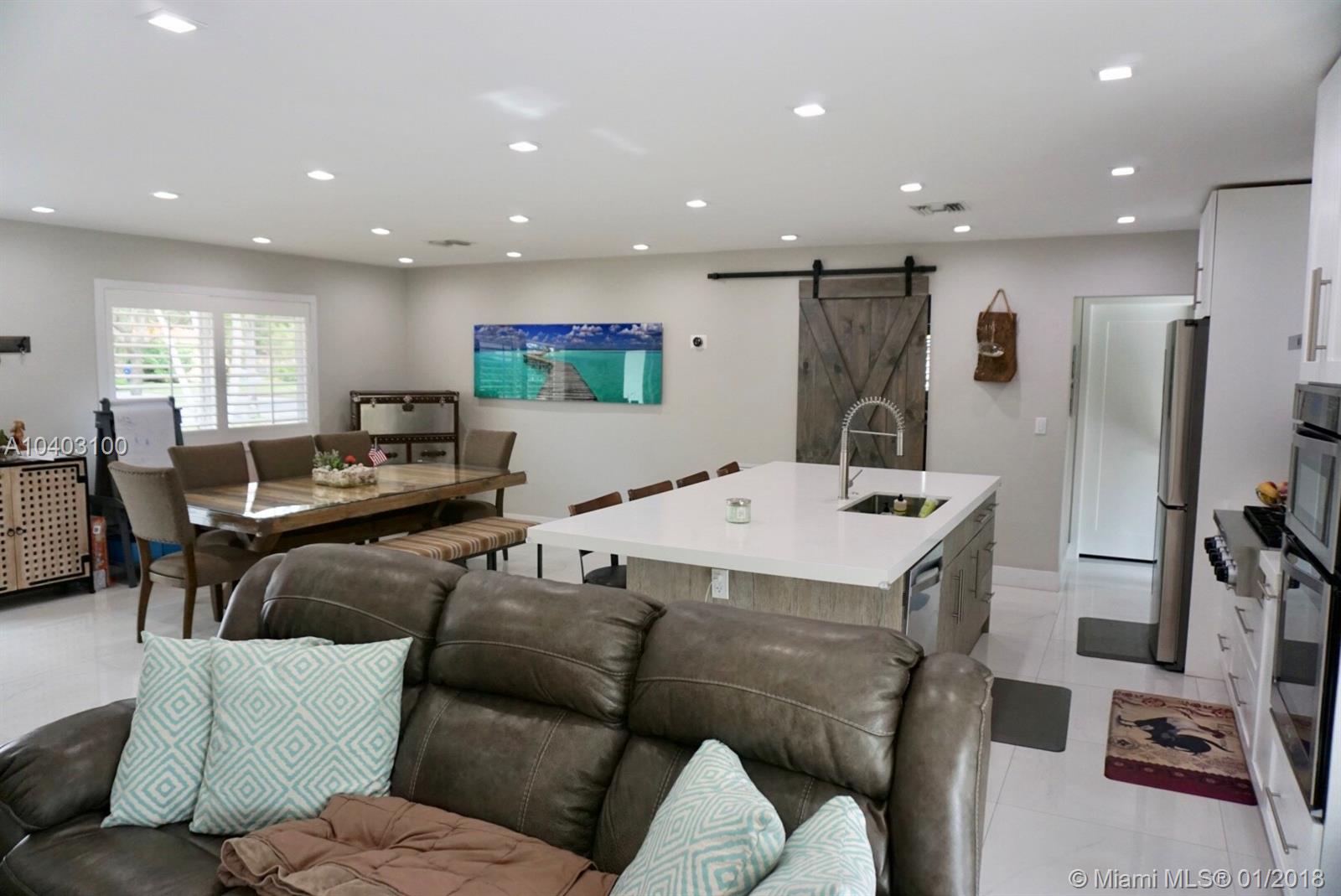 MIAMI LAKES SEC 4 - Residential