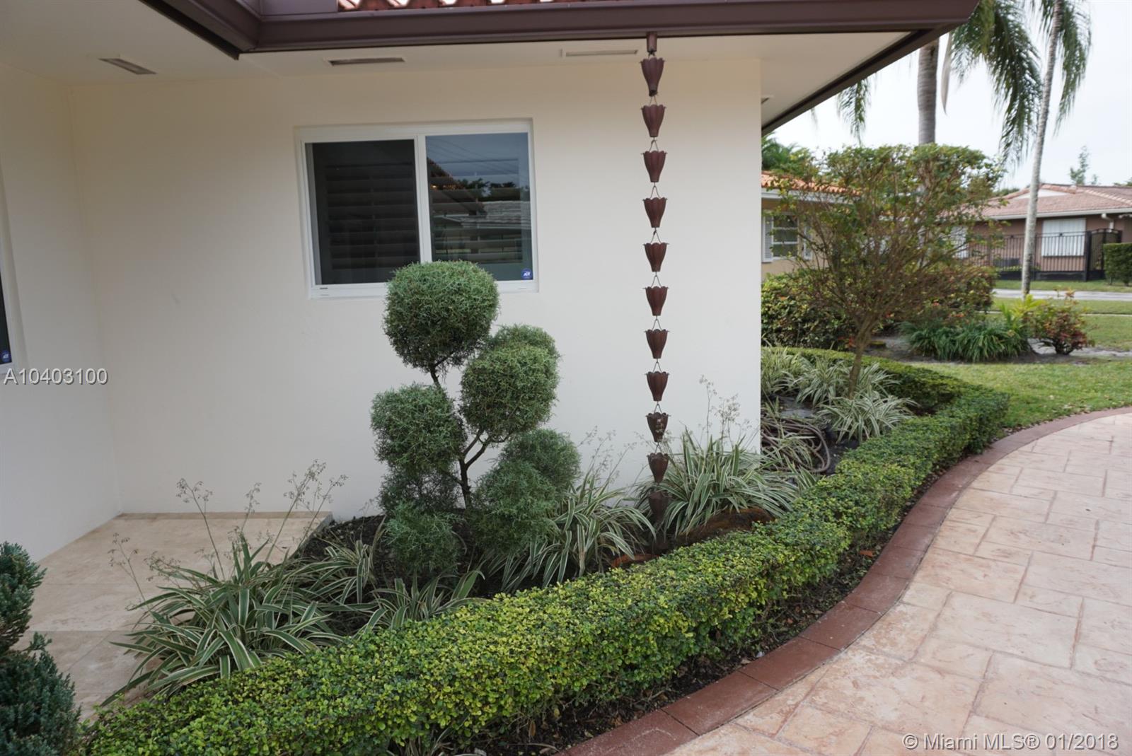 MIAMI LAKES SEC 4 - Residential