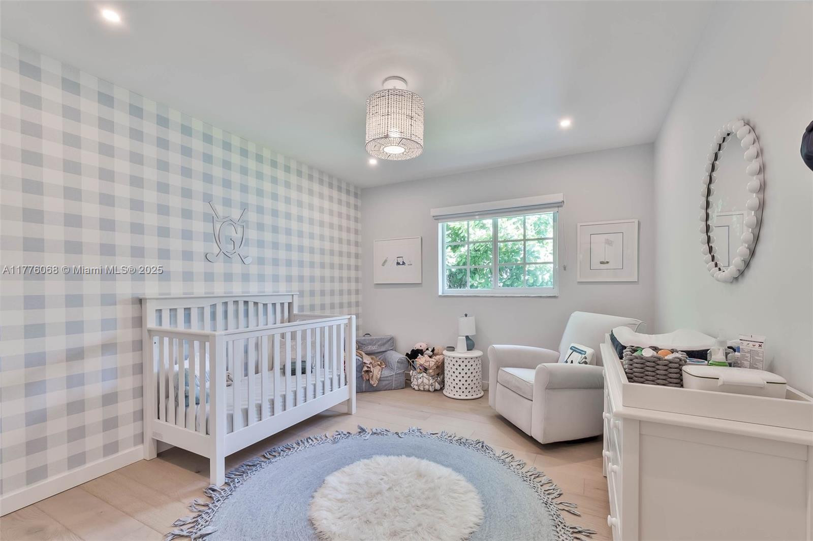 CORAL GABLES RIVIERA SEC - Residential