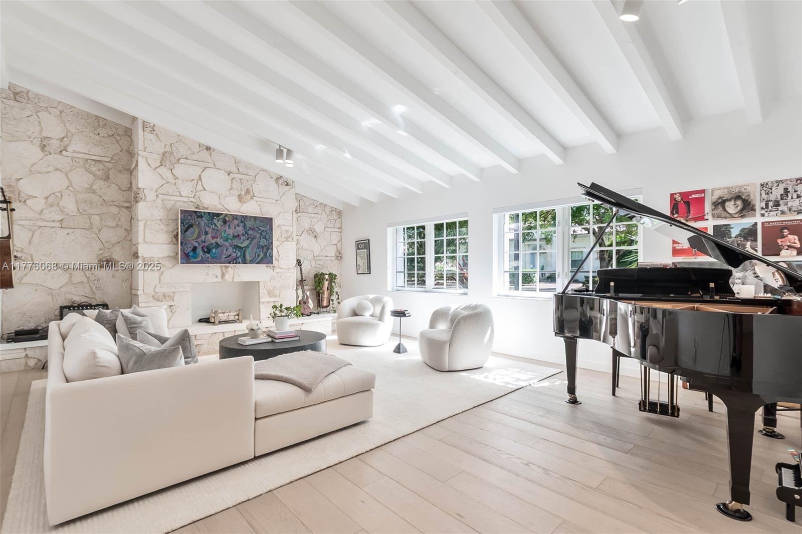 CORAL GABLES RIVIERA SEC - Residential