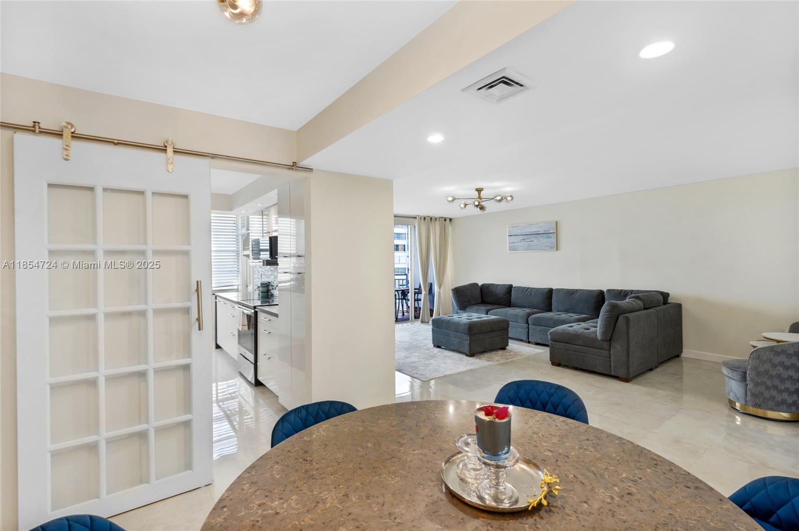 18081 Biscayne Blvd 1401