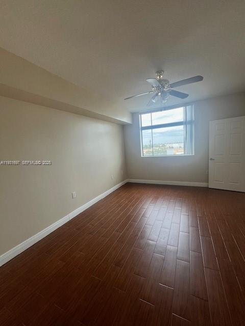 HOLLYWOOD STATION RES CON - Residential