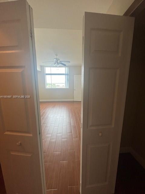 HOLLYWOOD STATION RES CON - Residential