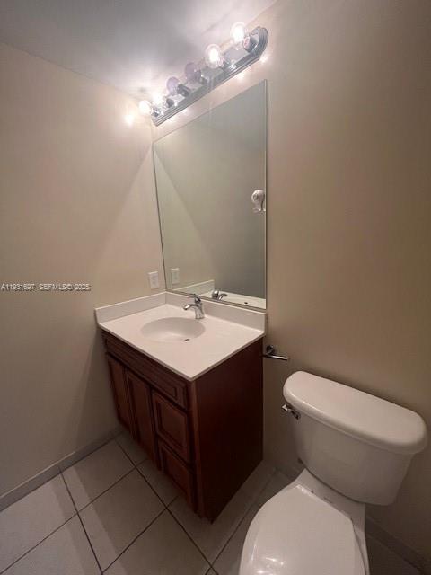 HOLLYWOOD STATION RES CON - Residential