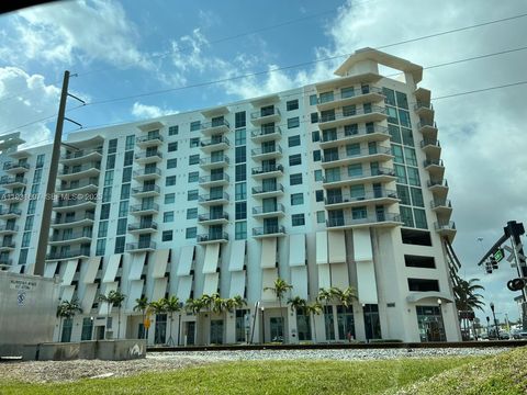 Photo of 140 S Dixie Hwy #507, Hollywood, FL 33020 (MLS # A11931697)