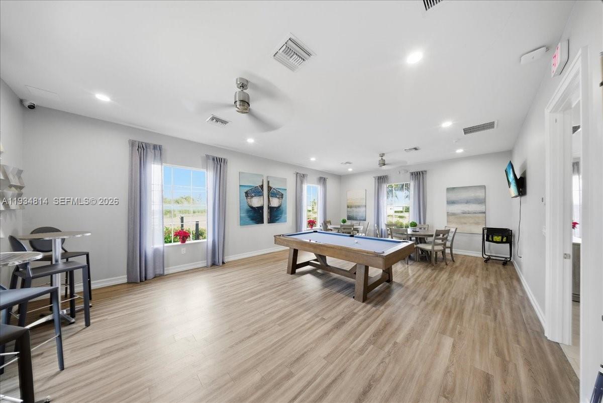 Enbrook - Residential