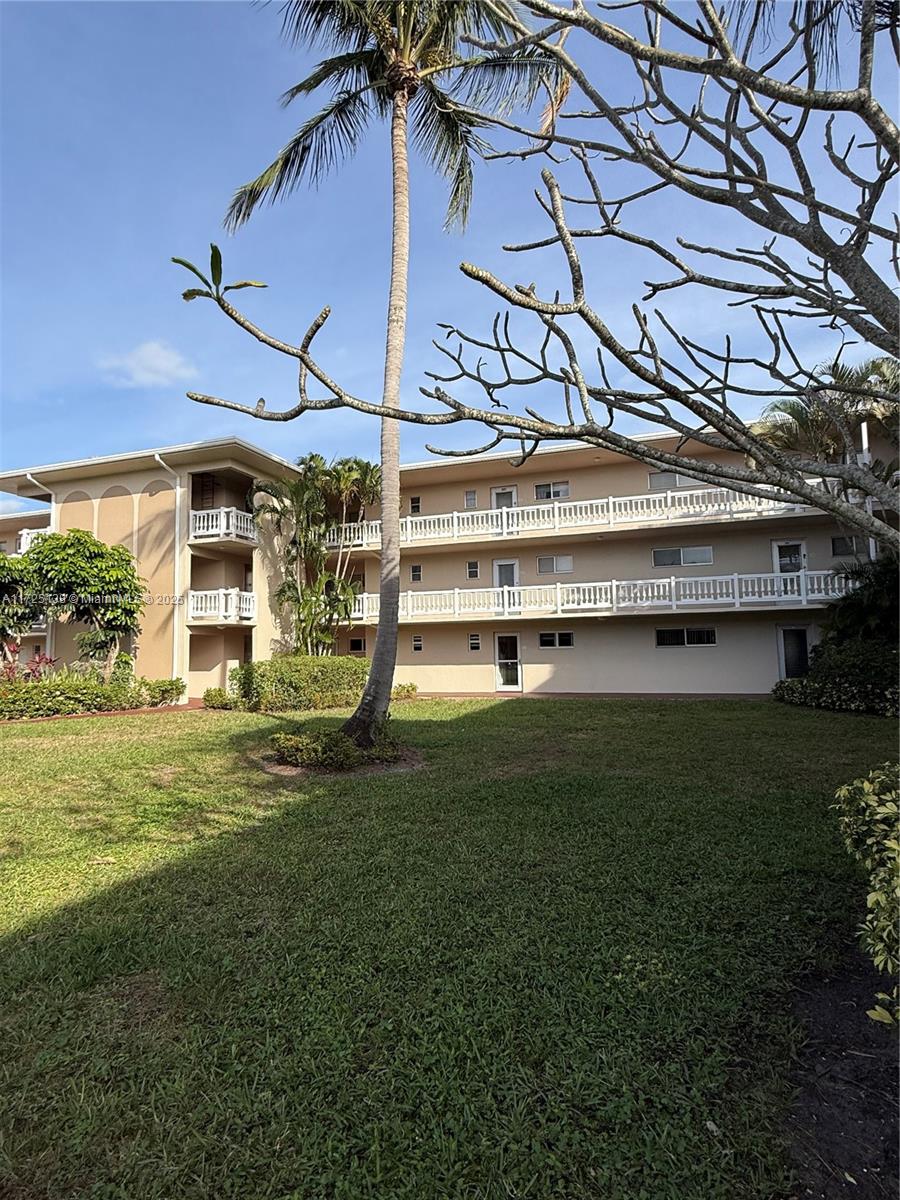 View photos, virtual tours, details... 2769 S Garden Dr S 107