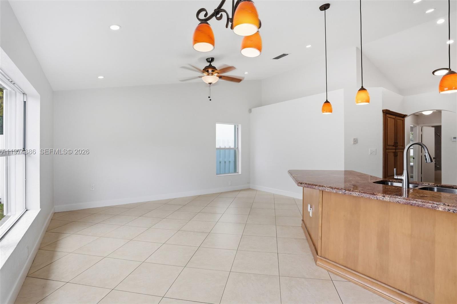 FLAMINGO ESTATES - Residential