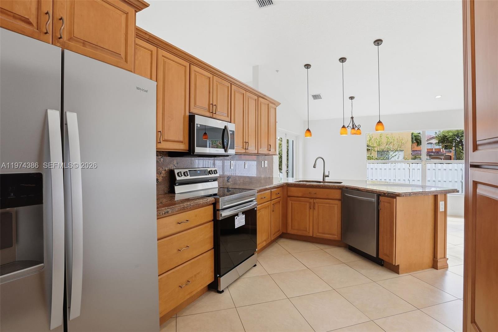 FLAMINGO ESTATES - Residential