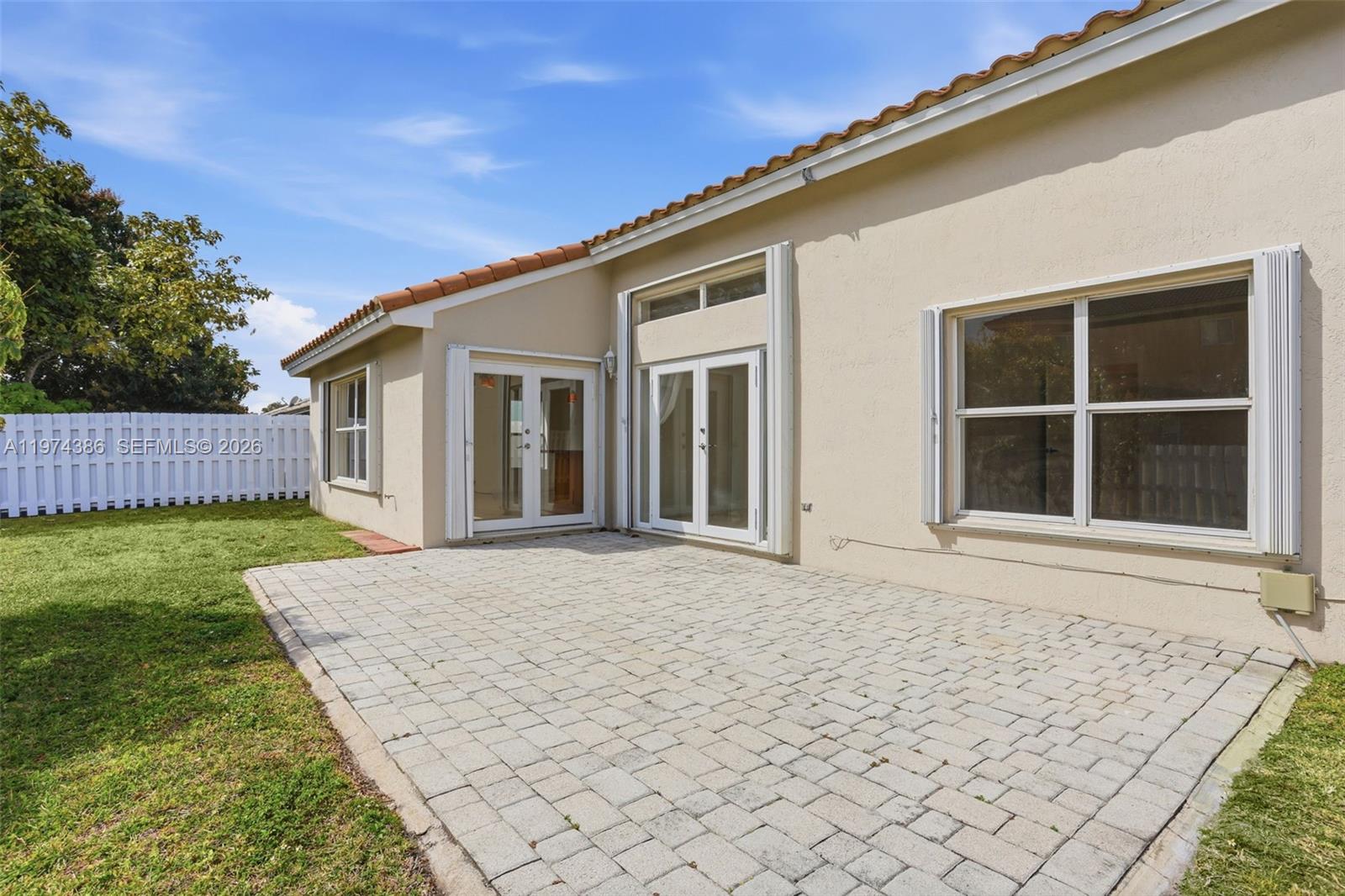 FLAMINGO ESTATES - Residential