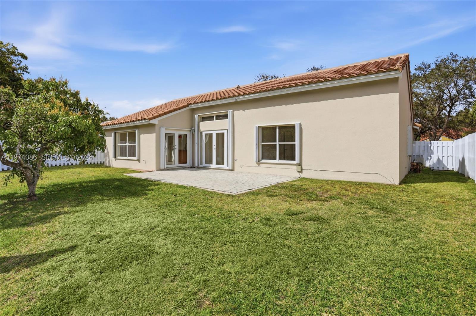 FLAMINGO ESTATES - Residential