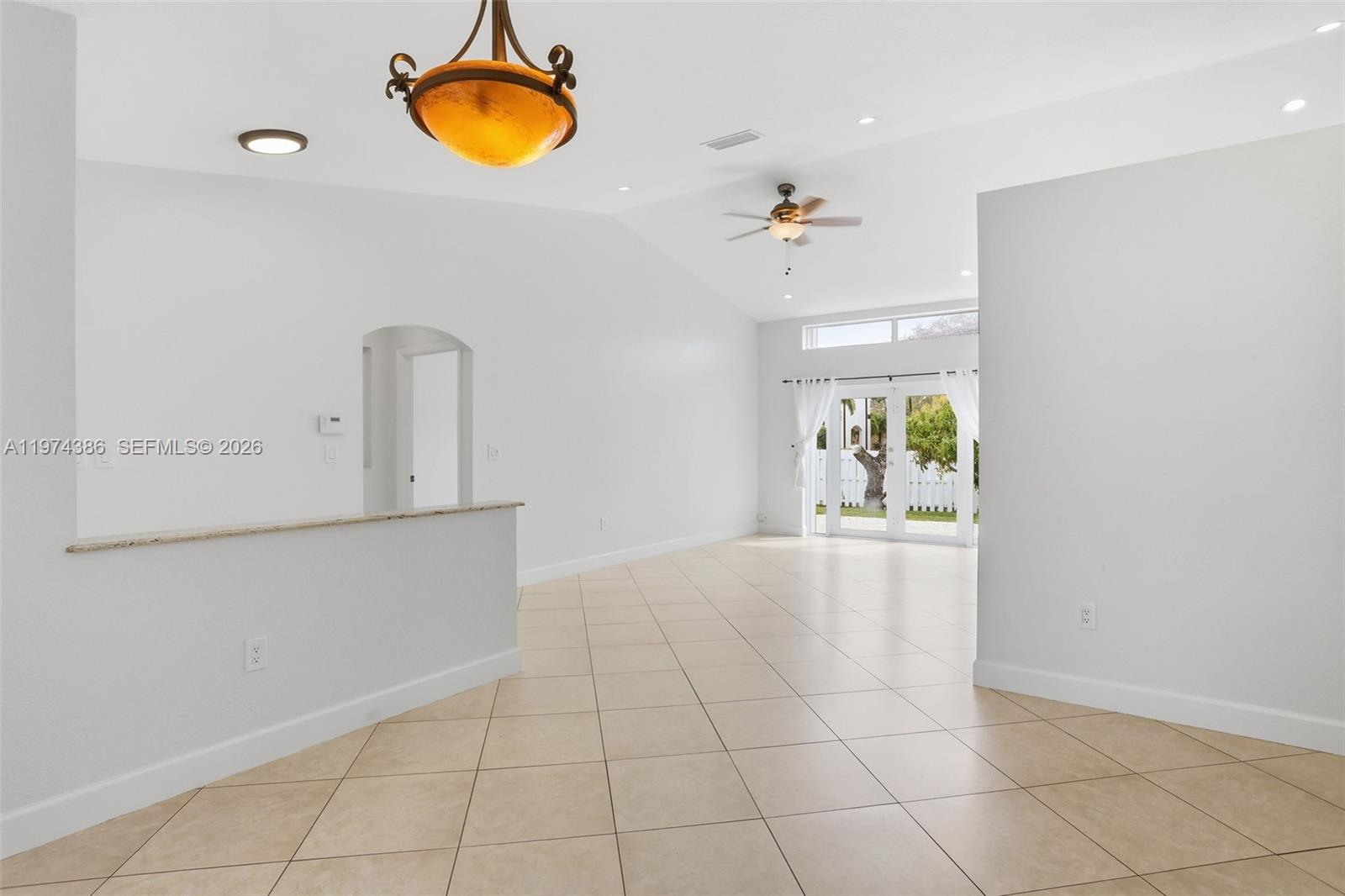 FLAMINGO ESTATES - Residential