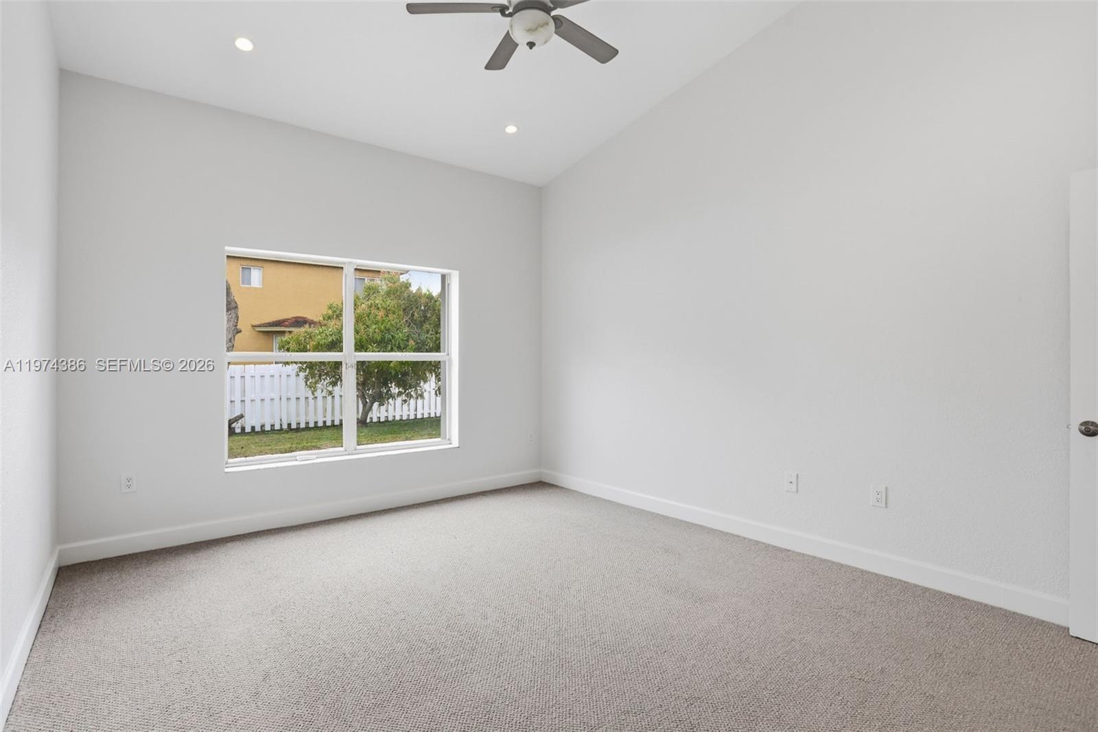 FLAMINGO ESTATES - Residential