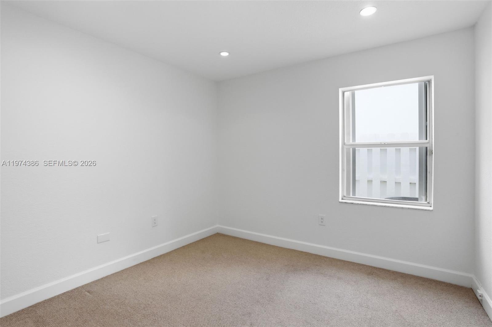 FLAMINGO ESTATES - Residential