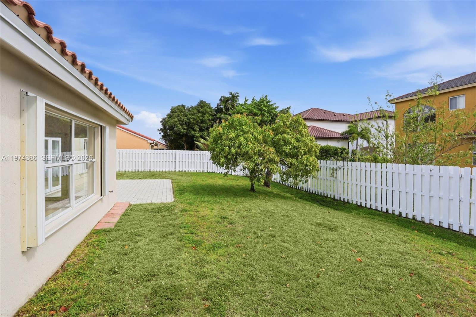 FLAMINGO ESTATES - Residential