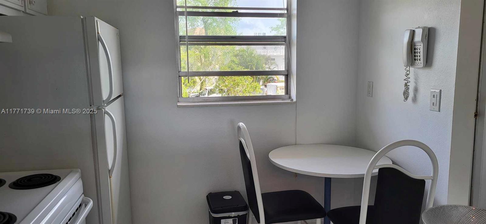 WALNUT GARDENS CONDO - Residential