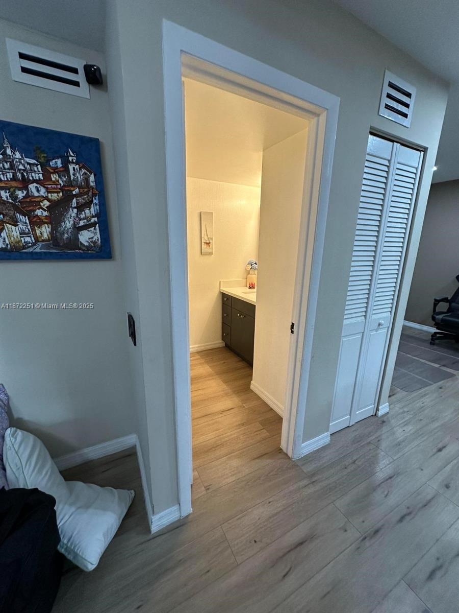 SNAPPER VILLAGE CONDO PHA - Residential